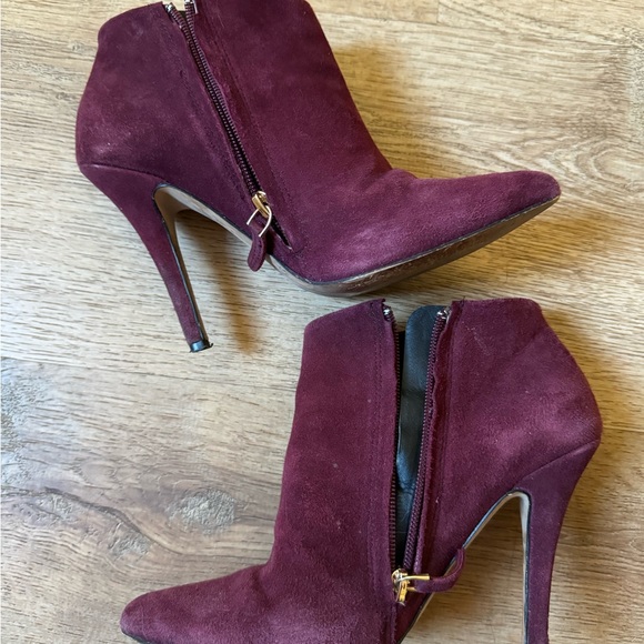 Burgundy booties - Picture 2 of 3